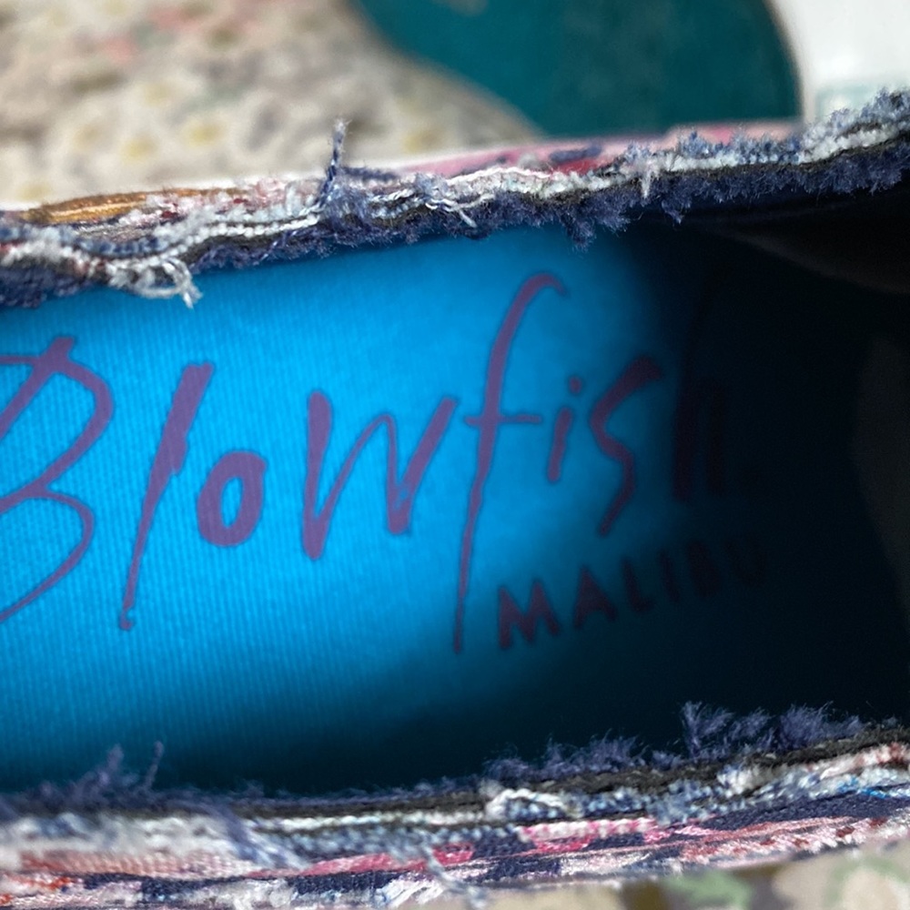 Blowfish Malibu sneakers      Size 8 1/2      NWT & Box - Picture 6 of 7